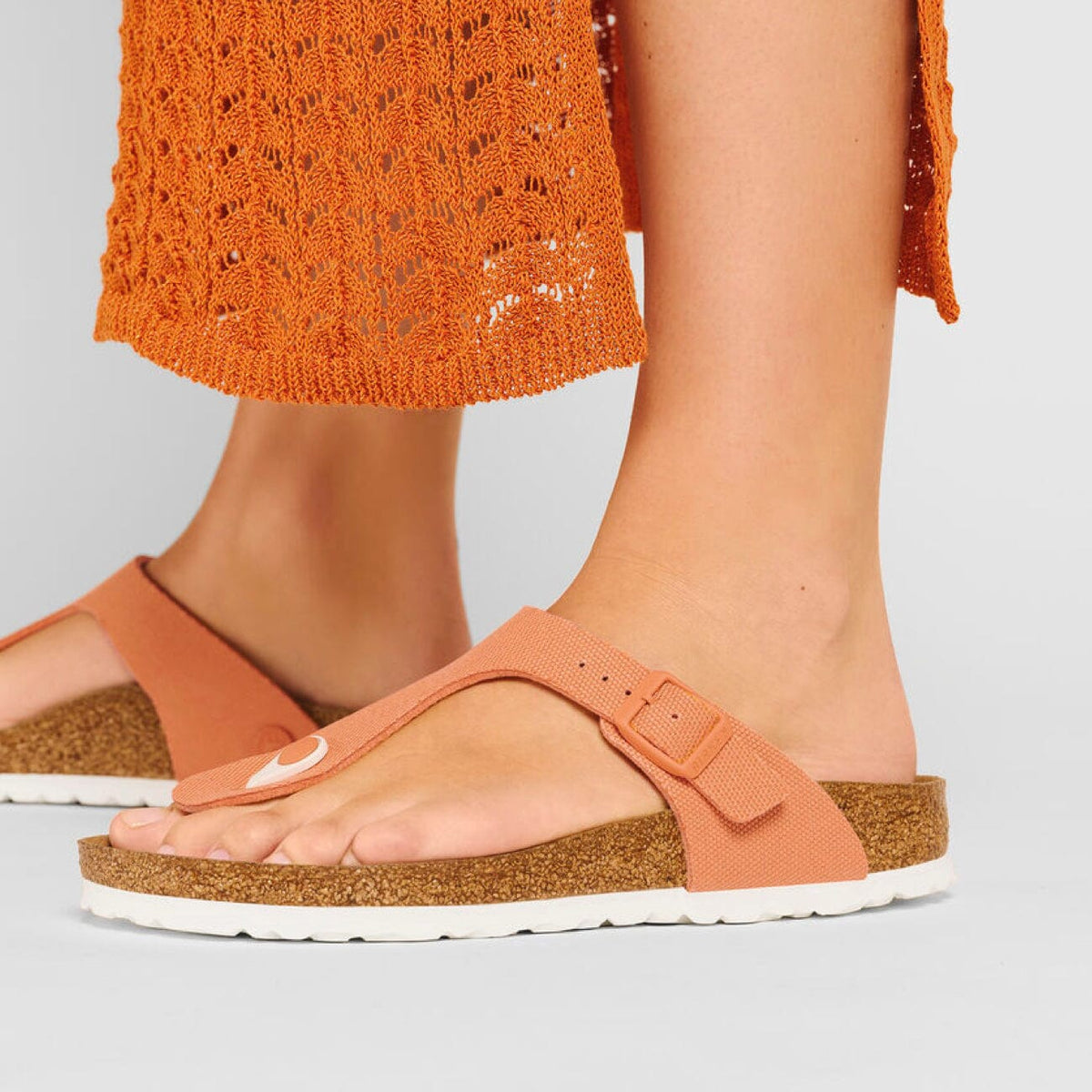 Birkenstock Seasonal, Gizeh, Vegan Canvas, Regular Fit, Papaya Textile Sandals Birkenstock Seasonal 